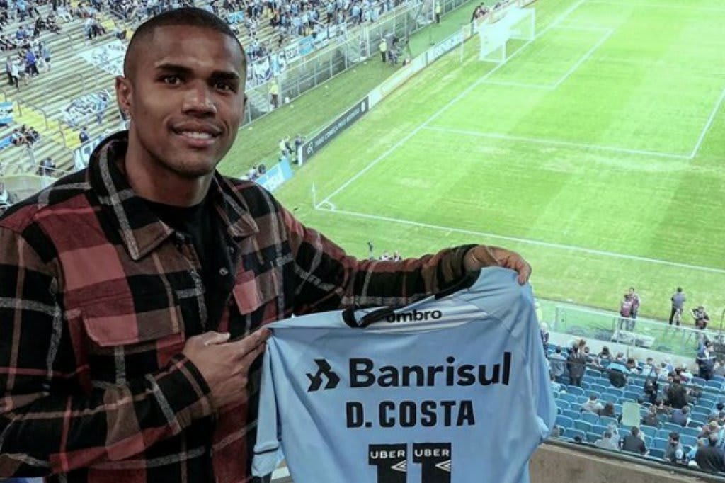 [COMENTE] Douglas Costa diz que só volta ao Brasil para jogar no Grêmio