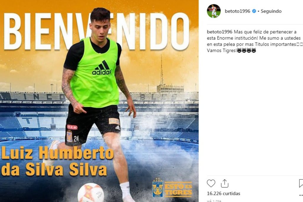 Tigres anuncia ex-atacante do Grêmio como reforço