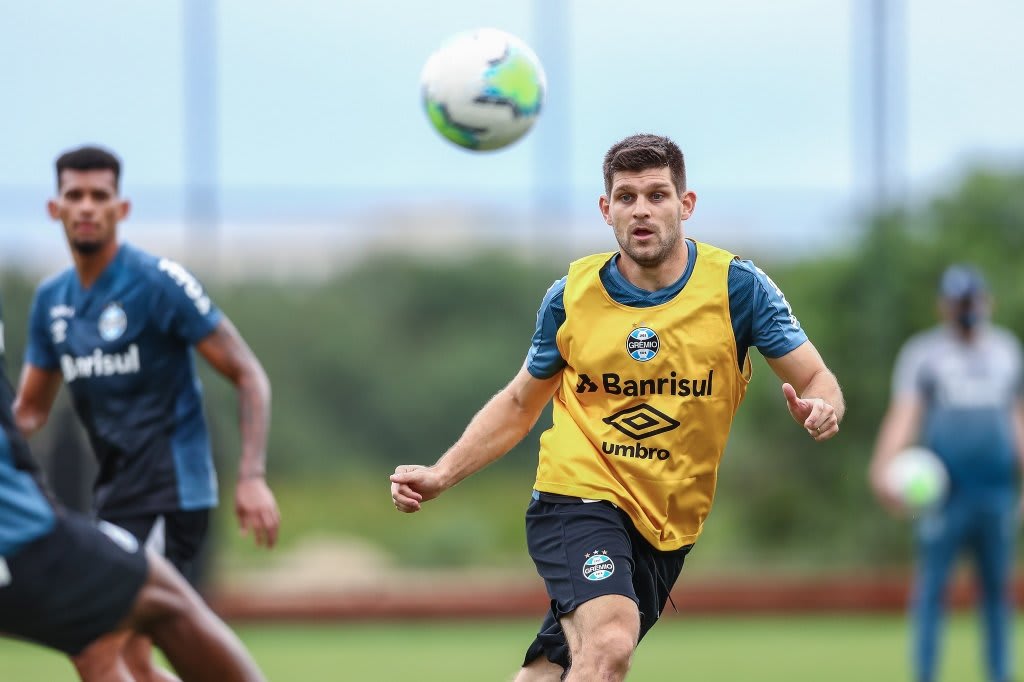 Kannemann é dúvida no Grêmio para enfrentar o Guaraní-PAR