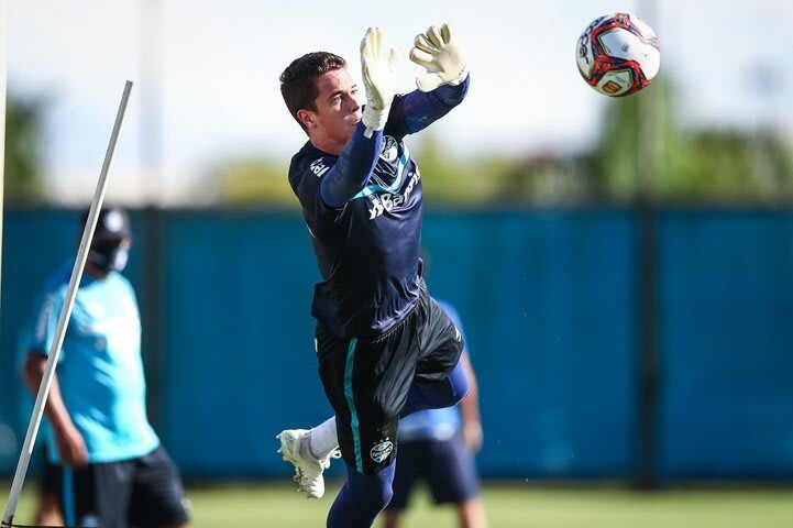 Grêmio e Brenno encaminham acordo, e goleiro deve renovar até 2024