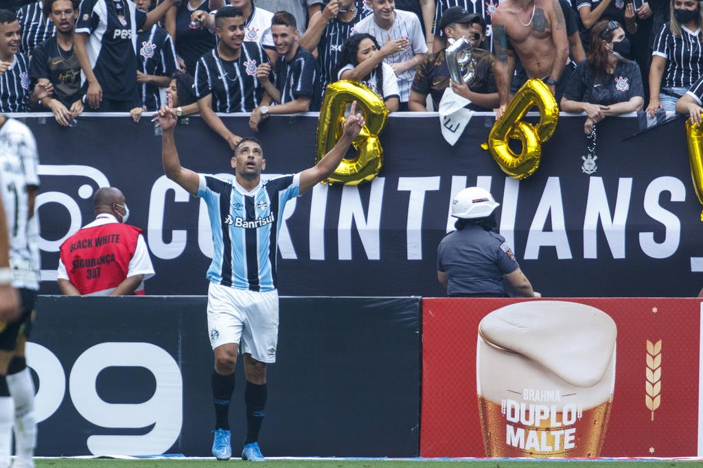 Atuações ENM: Corinthians e Grêmio empatam em bom jogo; Veja notas