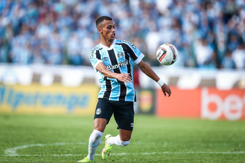 Grêmio comunica a venda do atleta Bitello