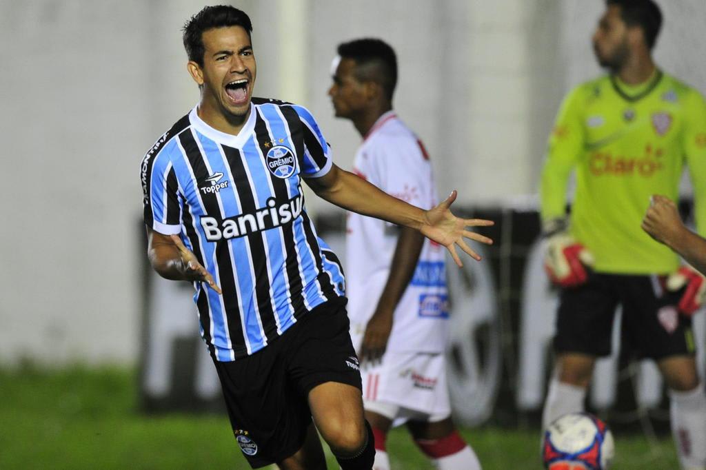 Zagueiro Saimon, ex-Grêmio, é anunciado como reforço do Passo Fundo