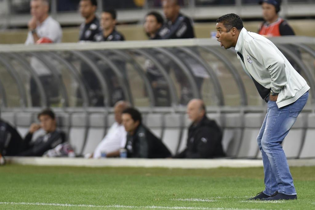 Diogo Olivier: quem fez o grupo do Grêmio foi Roger