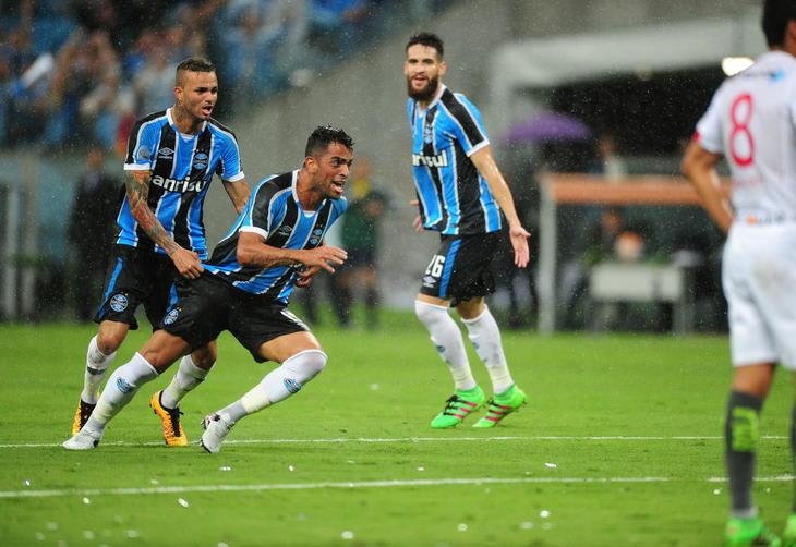 Grêmio não vencia por quatro gols de diferença desde a estreia de Bolaños no ano passado