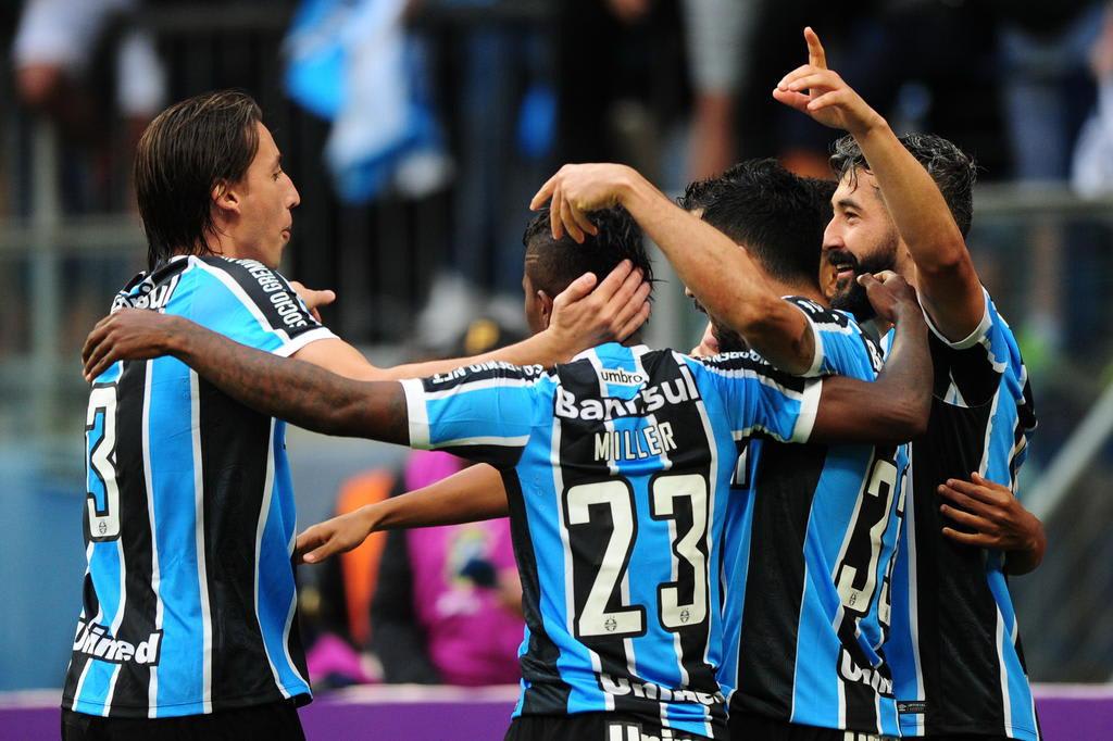 Derrota do Corinthians faz crescer procura de ingressos para jogo entre Grêmio e Santa Cruz