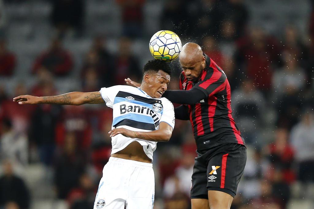 Grêmio volta a vencer fora de Porto Alegre depois de quase três meses