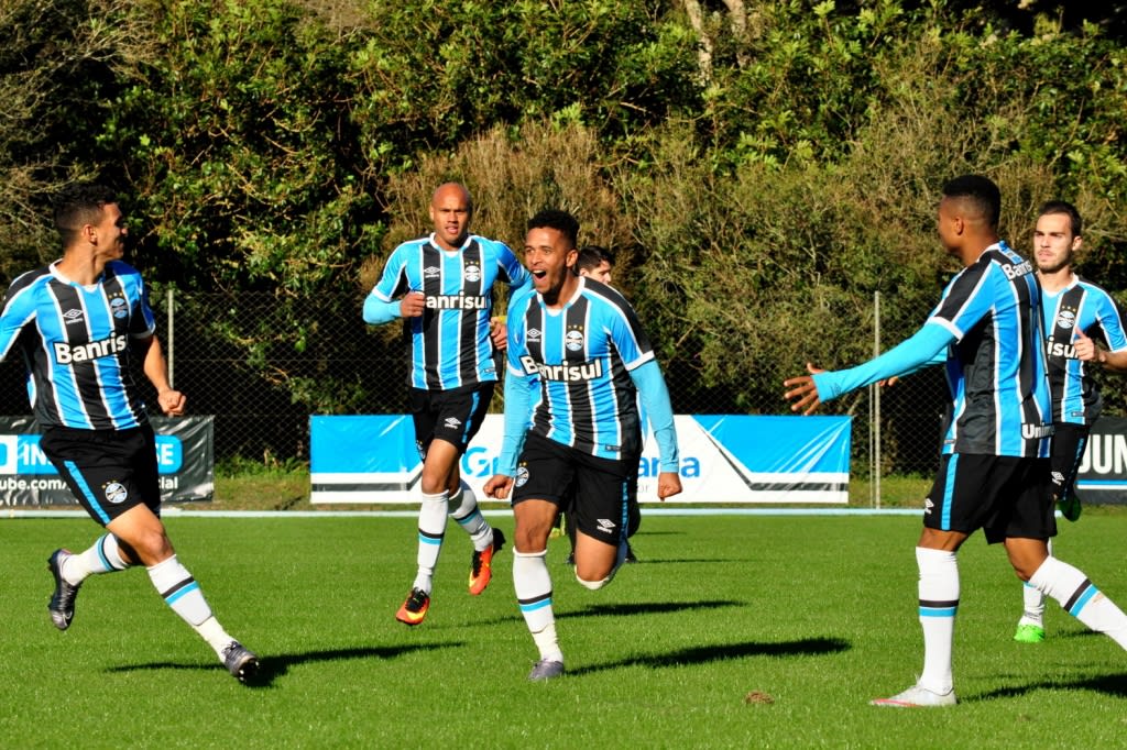 Com nova proposta, grupo de transição do Grêmio se reapresenta com 13 jogadores