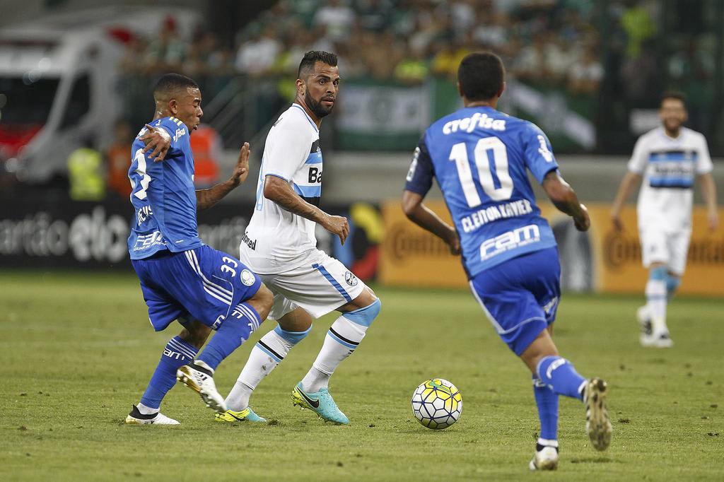 Grêmio chega à semifinal da Copa do Brasil pela 12ª vez na história