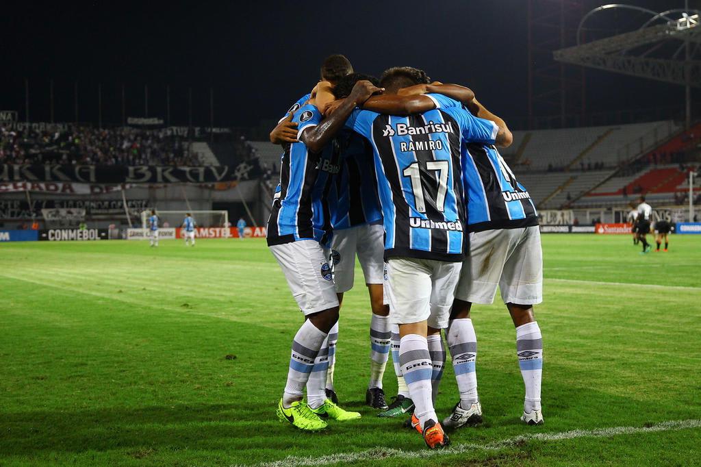 Conmebol define trio de arbitragem uruguaio para Grêmio x Iquique