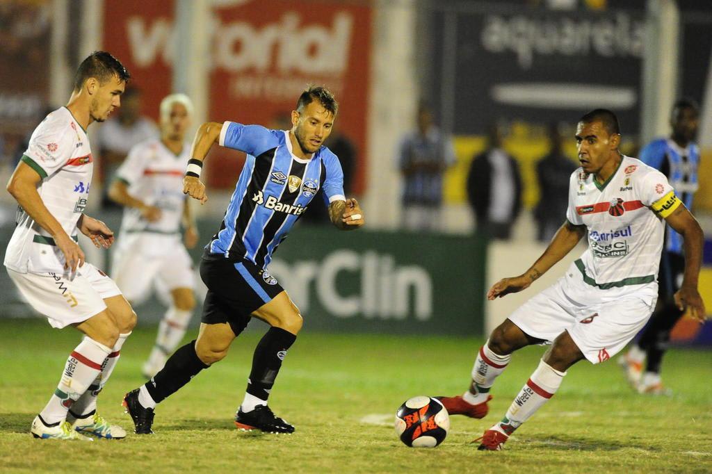 Grêmio perde para o São Paulo-RG, que escapa do rebaixamento no Gauchão