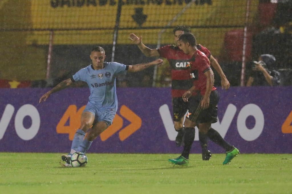 Não podemos correr o risco de cair da Copa do Brasil por desgaste, diz vice de futebol do Grêmio