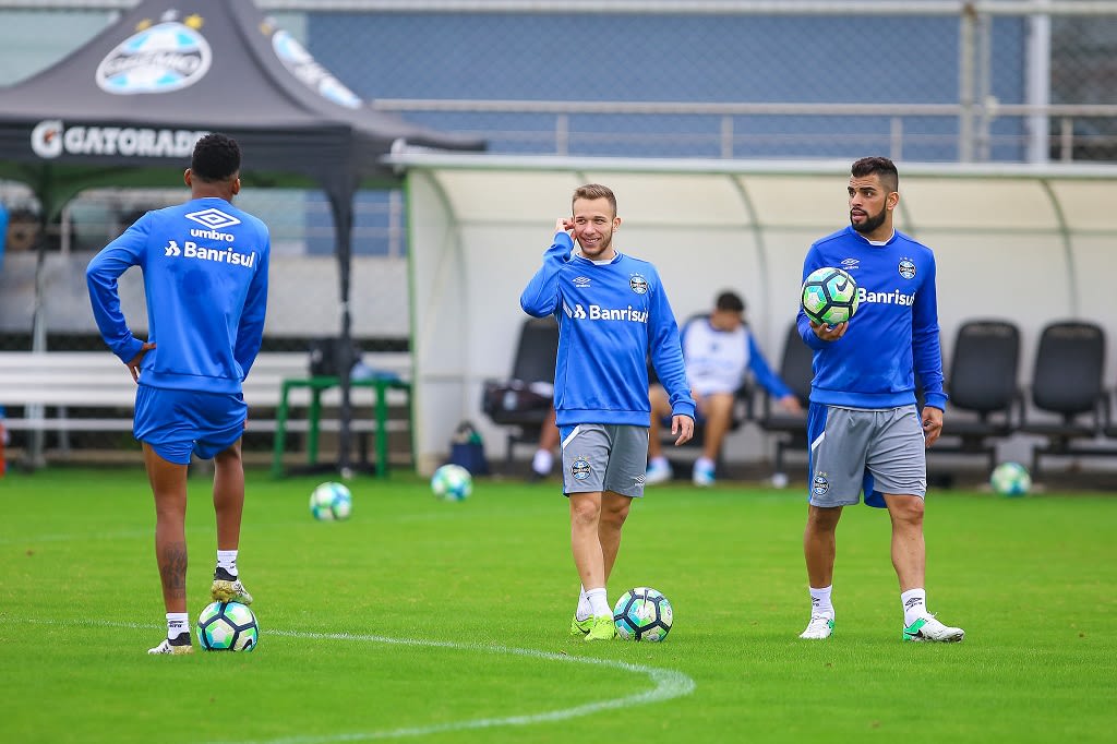 No terceiro round contra o Flu em um mês, Grêmio deve manter juntos Michel, Maicon e Arthur