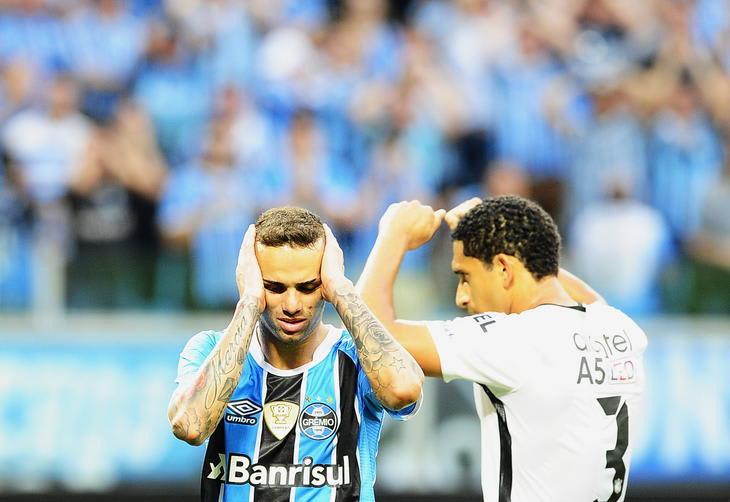 Por detalhes, explicam jogadores do Grêmio após derrota para o Corinthians