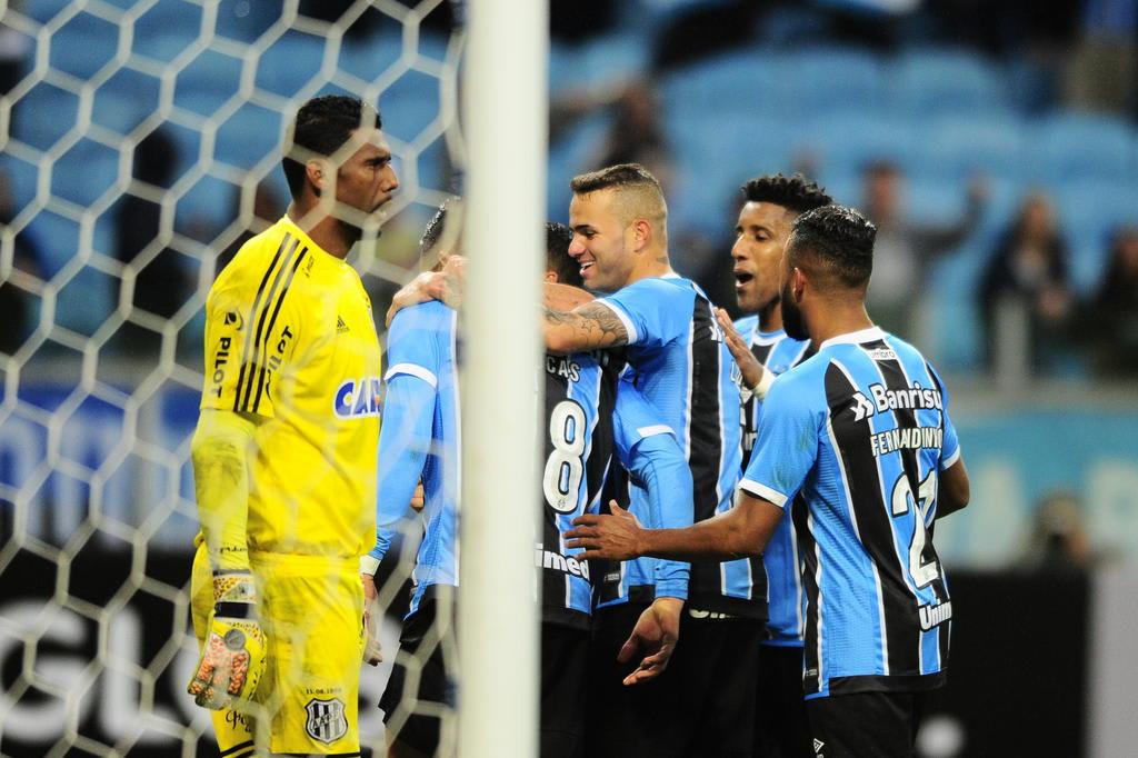 Aranha reclama de xingamentos da torcida do Grêmio: Vejo ódio na cara das pessoas