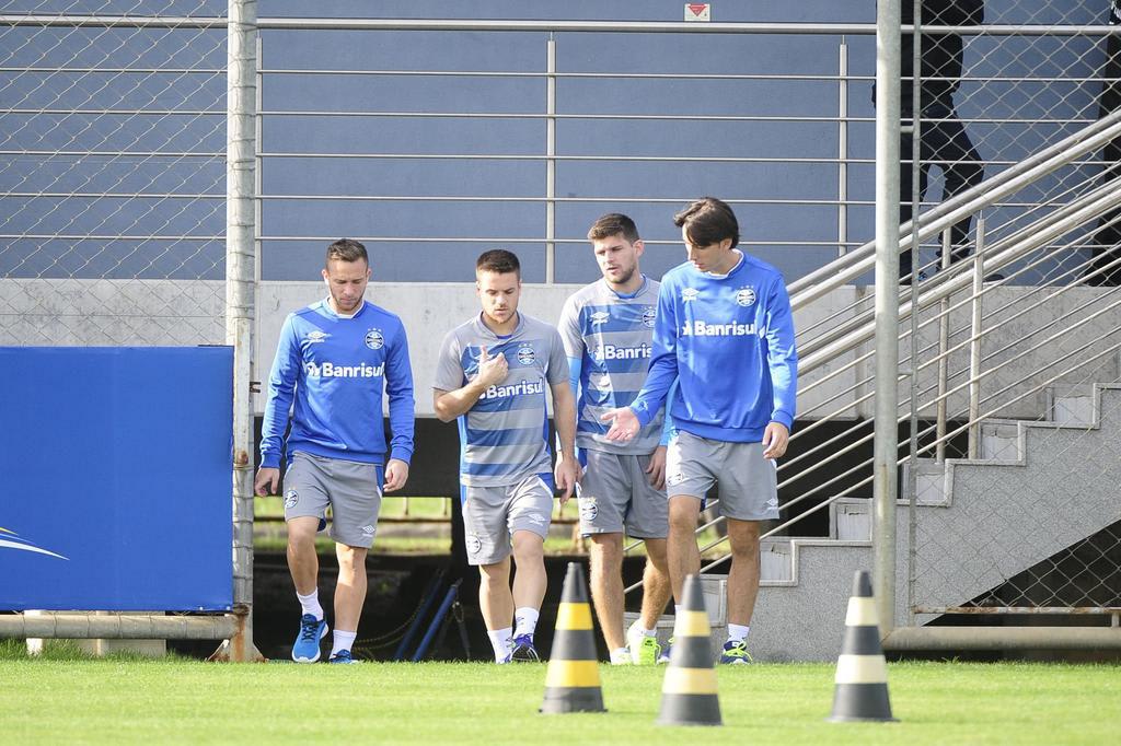 Desgaste físico determinará quais jogadores Grêmio irá preservar contra Atlético-PR