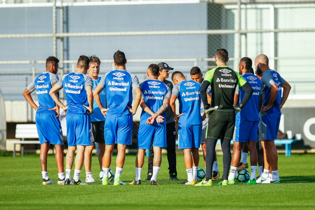 Jogadores do Grêmio são submetidos a exame antidoping surpresa