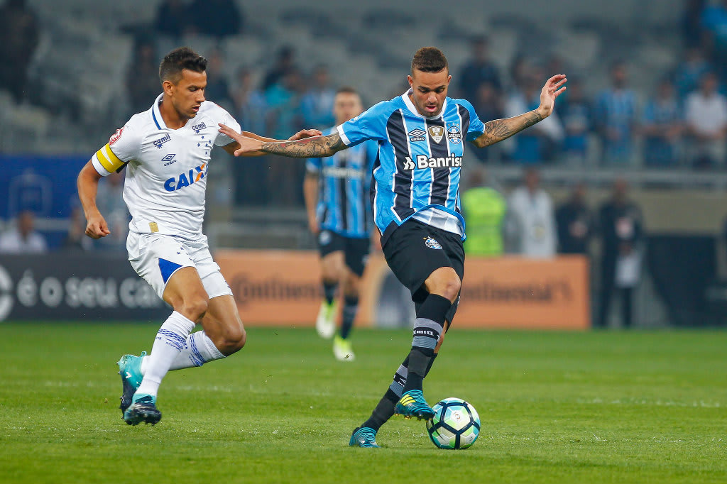 Representantes do Spartak Moscou estão em Porto Alegre para dar última cartada por Luan