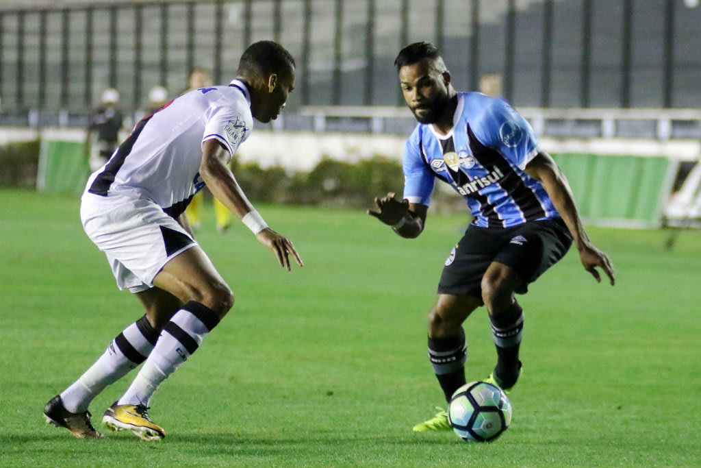 Fernandinho diz que o Grêmio não irá desistir do Brasileirão: Tem muito jogo pela frente