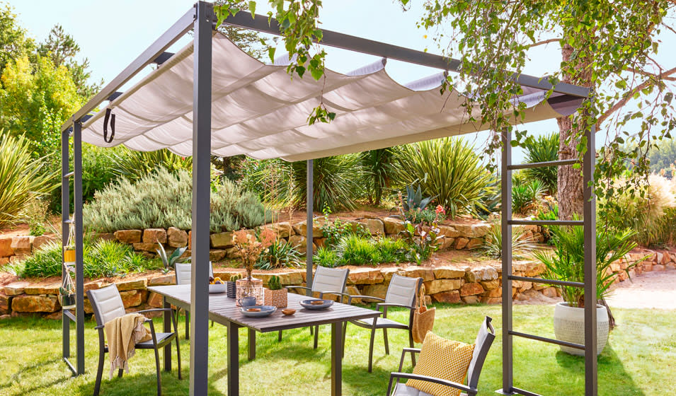 Quel grand parasol choisir pour son jardin ou sa terrasse ? - Jardiland