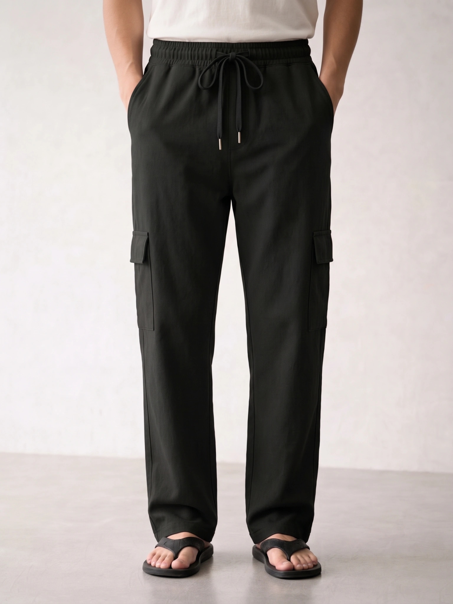 Straight-Fit Linen Cargo Pants (Washed Black)