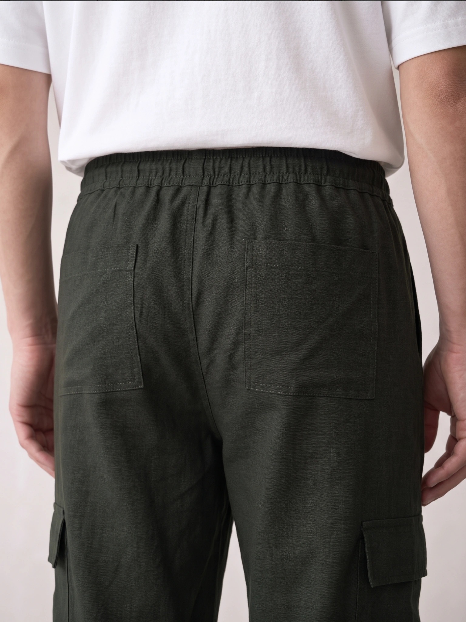 Straight-Fit Linen Cargo Pants (Washed Black) thumb 4