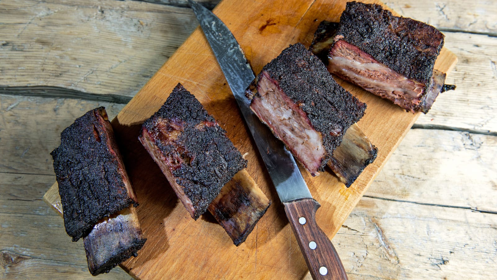 Best wood for smoking beef ribs image