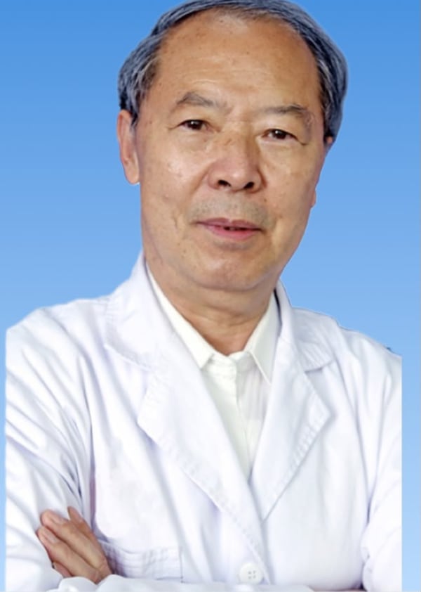 Experienced nephrology specialist at an international kidney hospital in China treating chronic kidney disease and kidney failure.