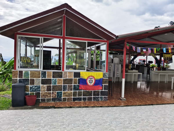 Tienda bar 3