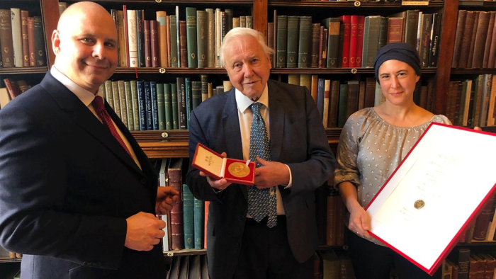 Tahir Shah and Safia Shah presenting award to Sir David Attenborough Tahir Shah and Safia Shah presenting award to Sir David Attenborough