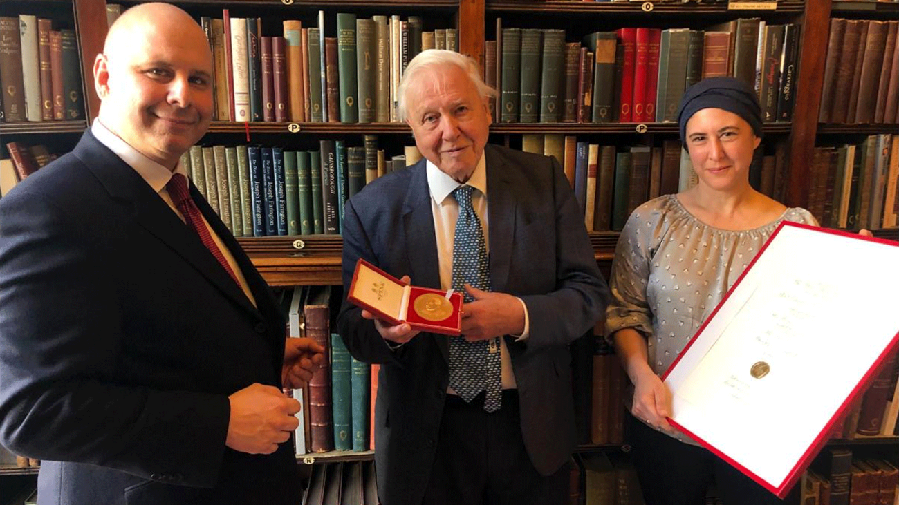 SIR DAVID ATTENBOROUGH RECIBE EL PREMIO ISF A LA EXCELENCIA HUMANA
