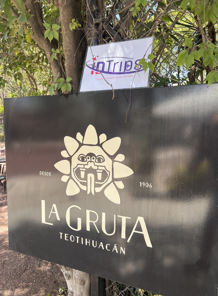 Tour Restaurante La Gruta