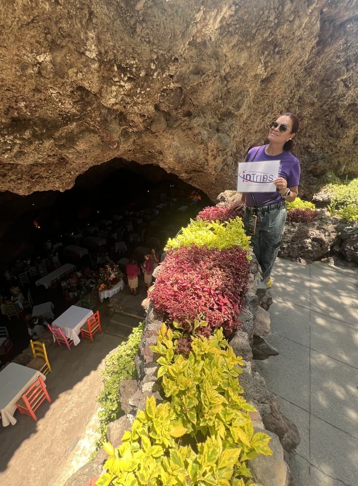 Tour Restaurante La Gruta