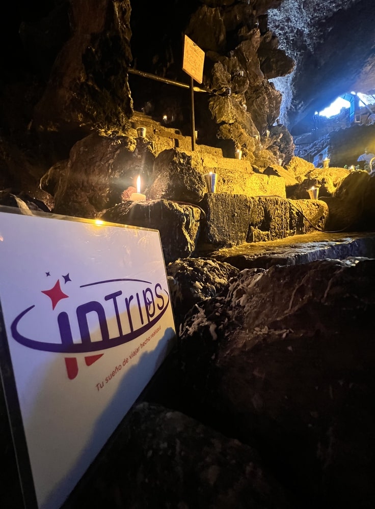 Tour Restaurante La Gruta