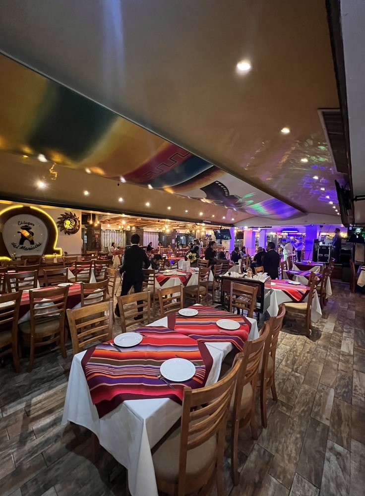 Tour El Lugar del Mariachi