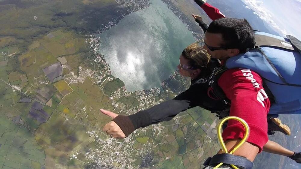 Tour Salto en Paracaídas