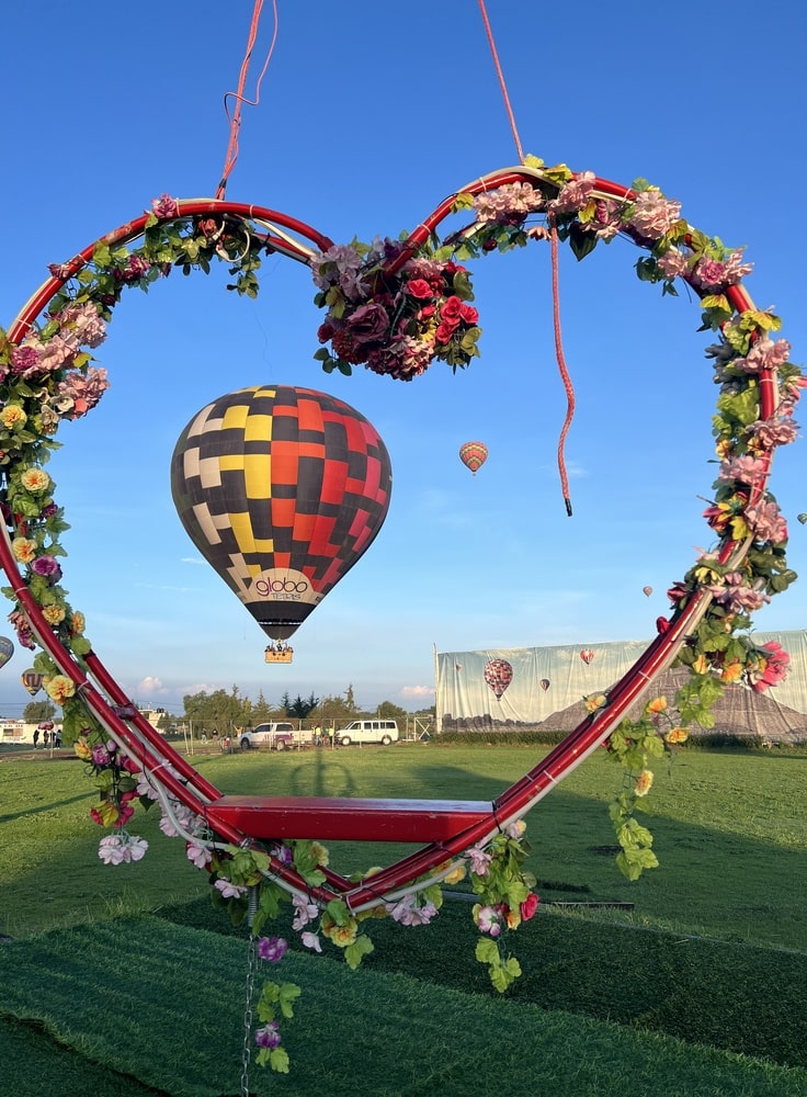Tour Globo Aerostático