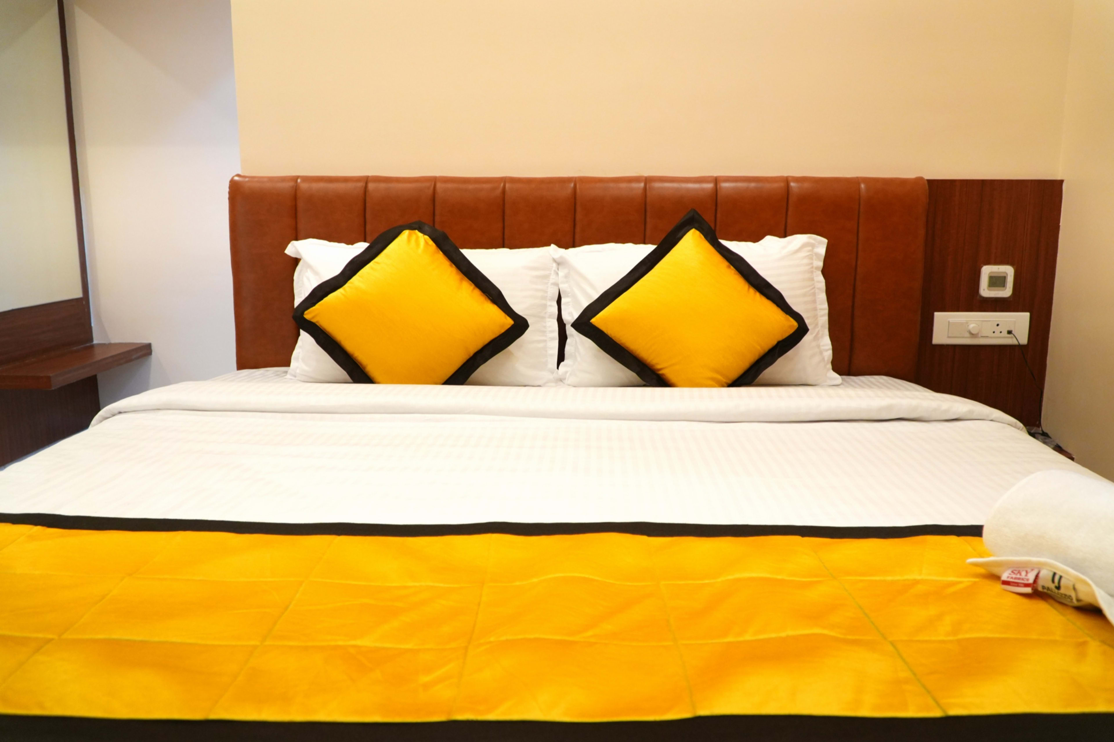 Spacious Premium Comfort Room with king bed — UJ Pallazzio, Tiruvannamalai