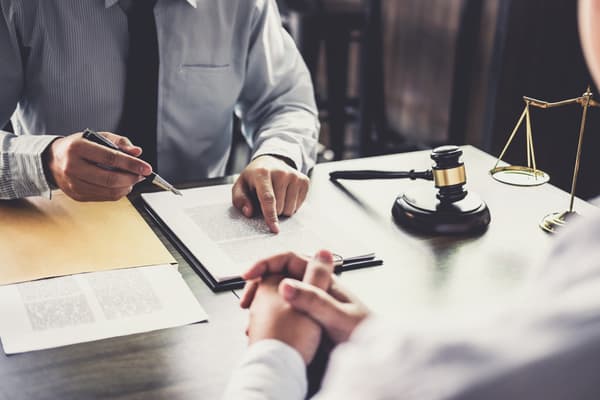 When Should You Hire a Translation Service for Legal Documents