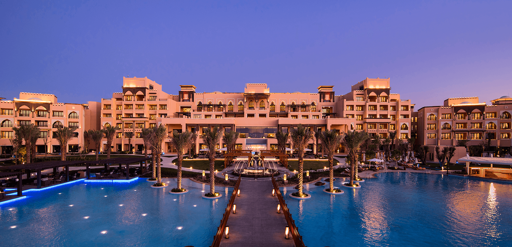 Саадият Абу-Даби. Остров Саадият ротана. Saadiyat Rotana Resort Villas Abu Dhabi.