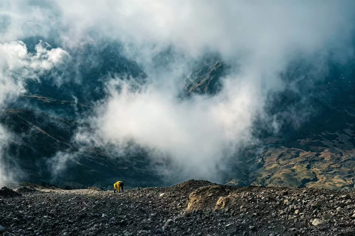 Rinjani Background