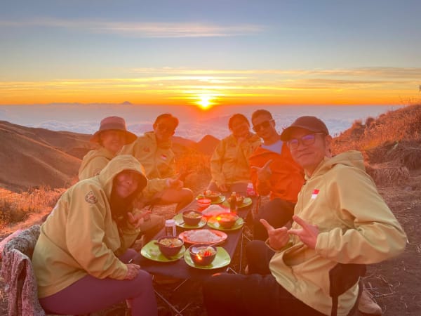 Rinjani 2H1M (Summit via Sembalun)