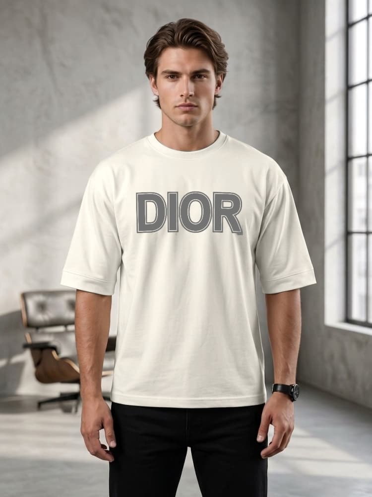 Bold Outline Print Boxy Tee