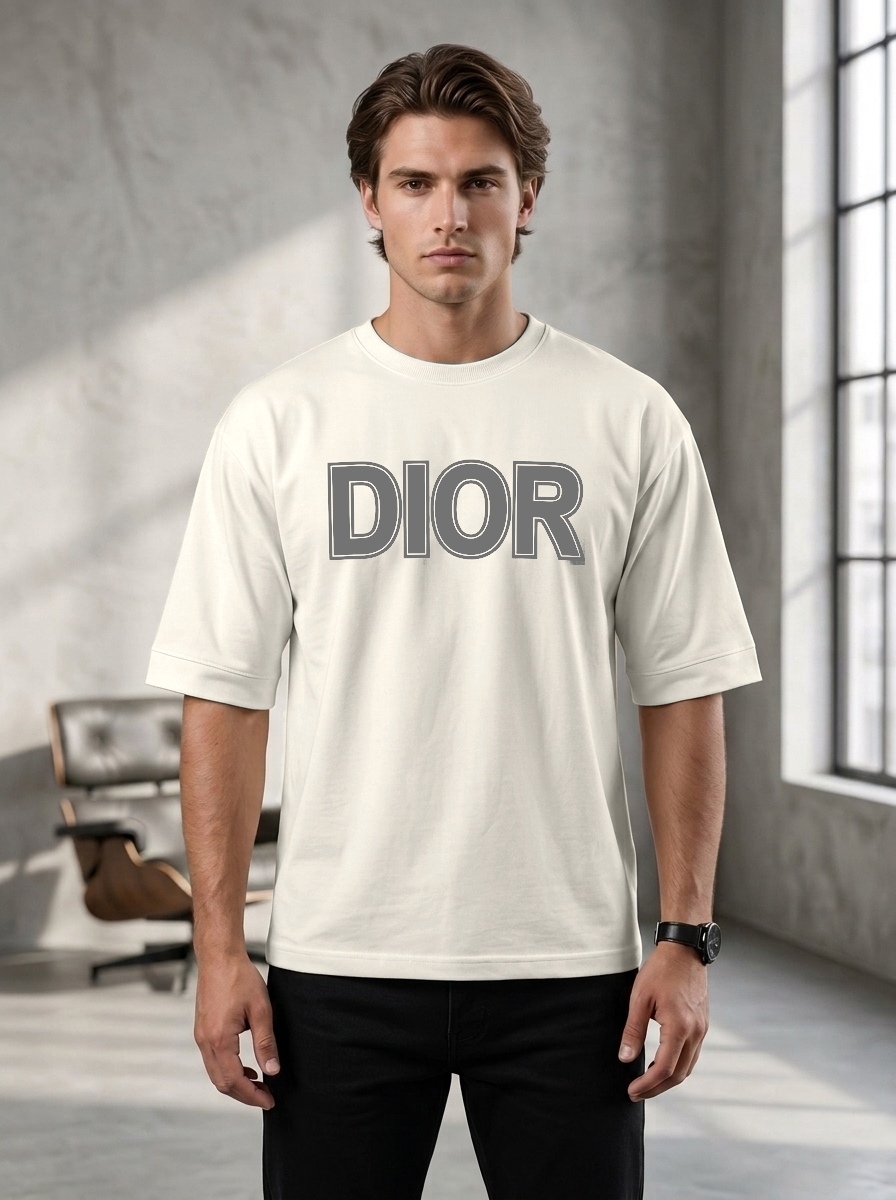 Bold Outline Print Boxy Tee