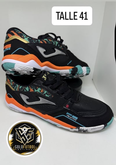 Negro con colores