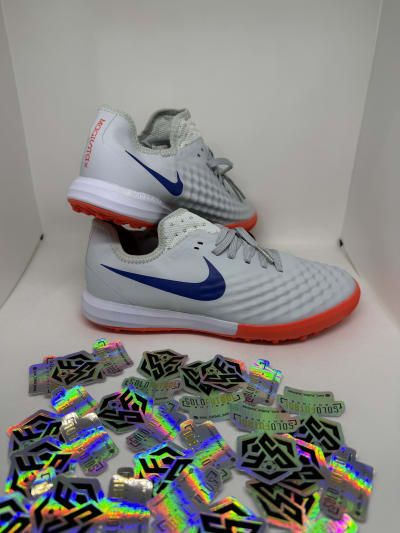 Magista gris