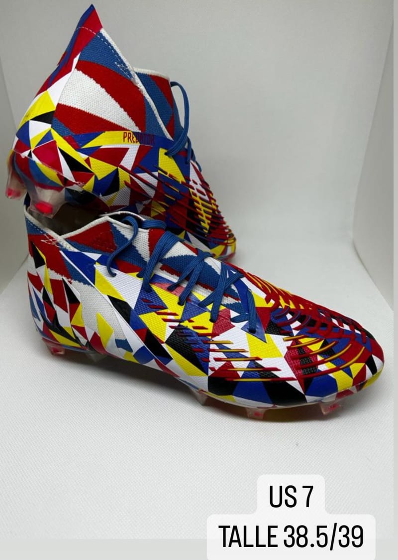 Predator multicolor - foto 1