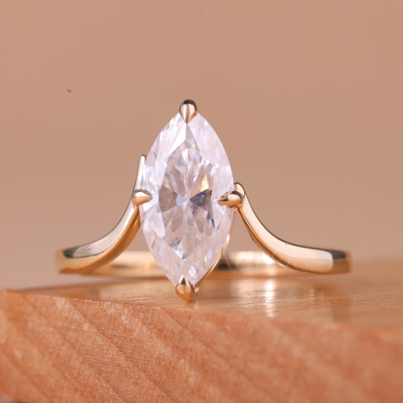 1.50CT Marquise Cut Unique Solitaire Engagement Ring