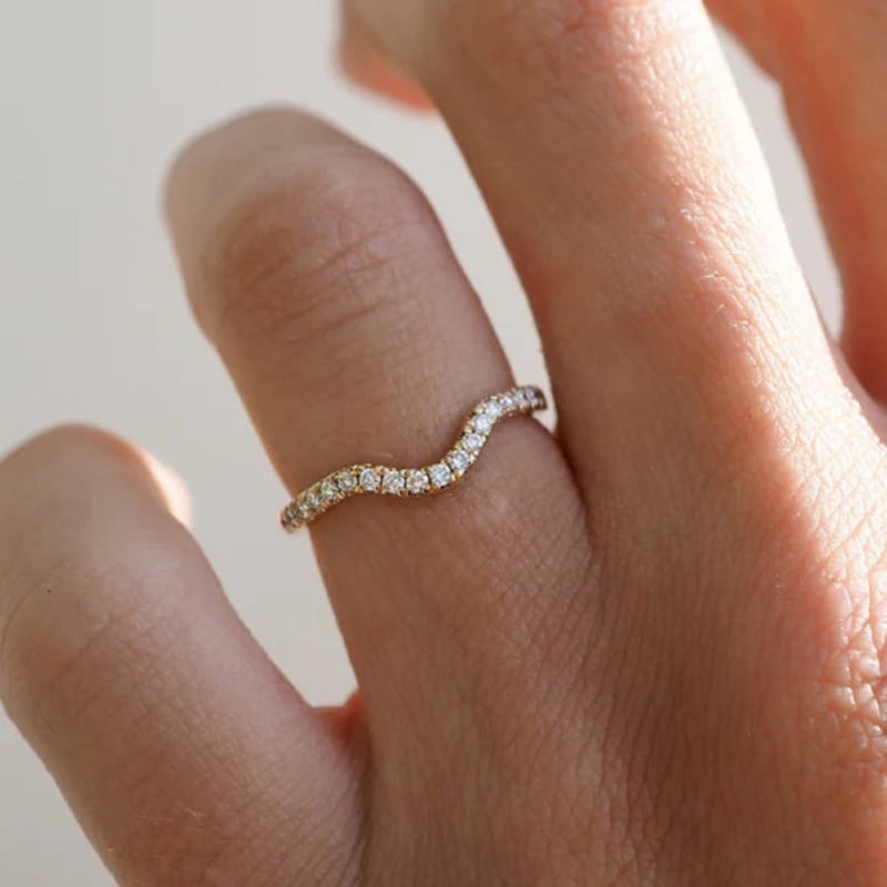 Round Cut Lab Grown Diamond Wedding Band