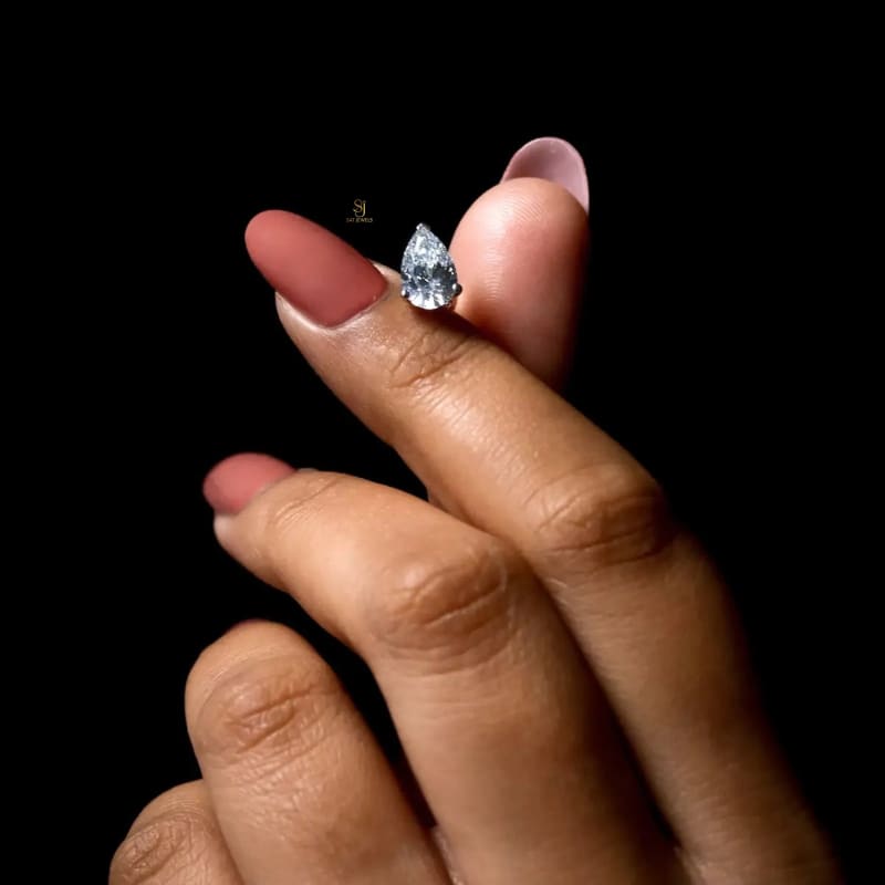 Signature Teardrop Pear Cut Diamond Stud Earrings ST1004